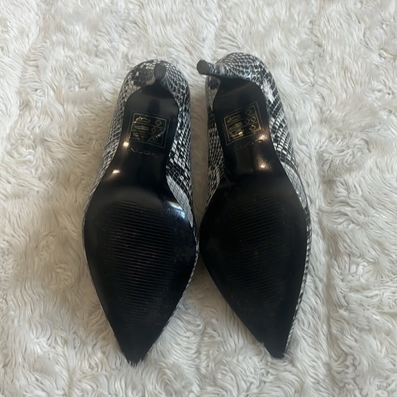 Aldo Black and White Snake Print Heels - Picture 5 of 5